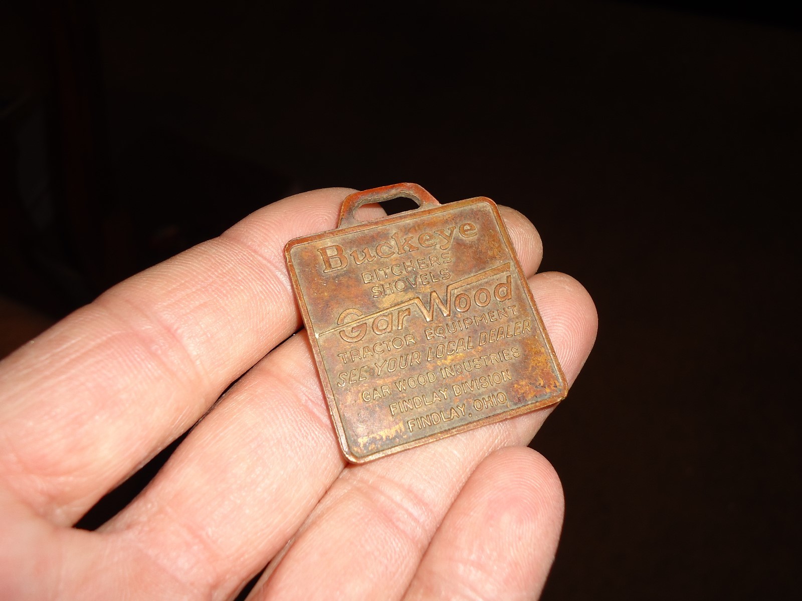 RARE Buckeye Garwood Industries Findlay Ohio, Shovels Dozer Ditcher Keychain