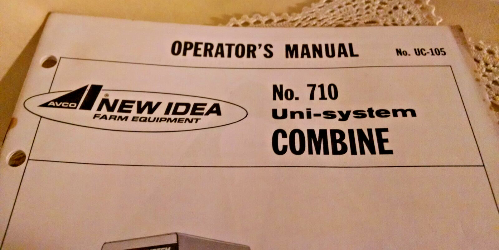 AVCO NEW IDEA UNI-SYSTEM COMBINE 710 OPERATOR&rsquo;S MANUAL UC-105 3000-12/70-OZ.