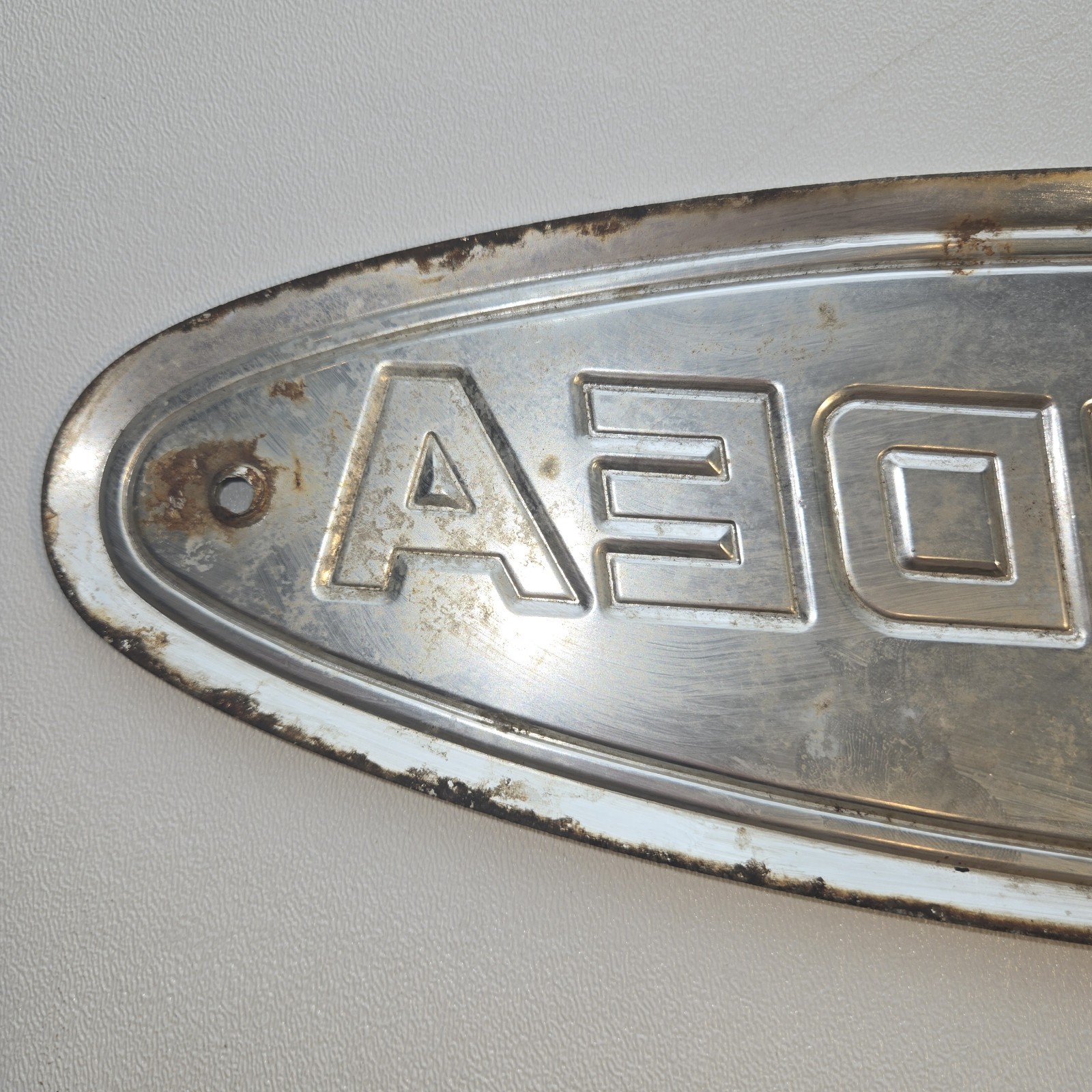 Vintage AVCO New Idea Tractor Emblem Badge Farm Equipment Sign Metal Plate Tag