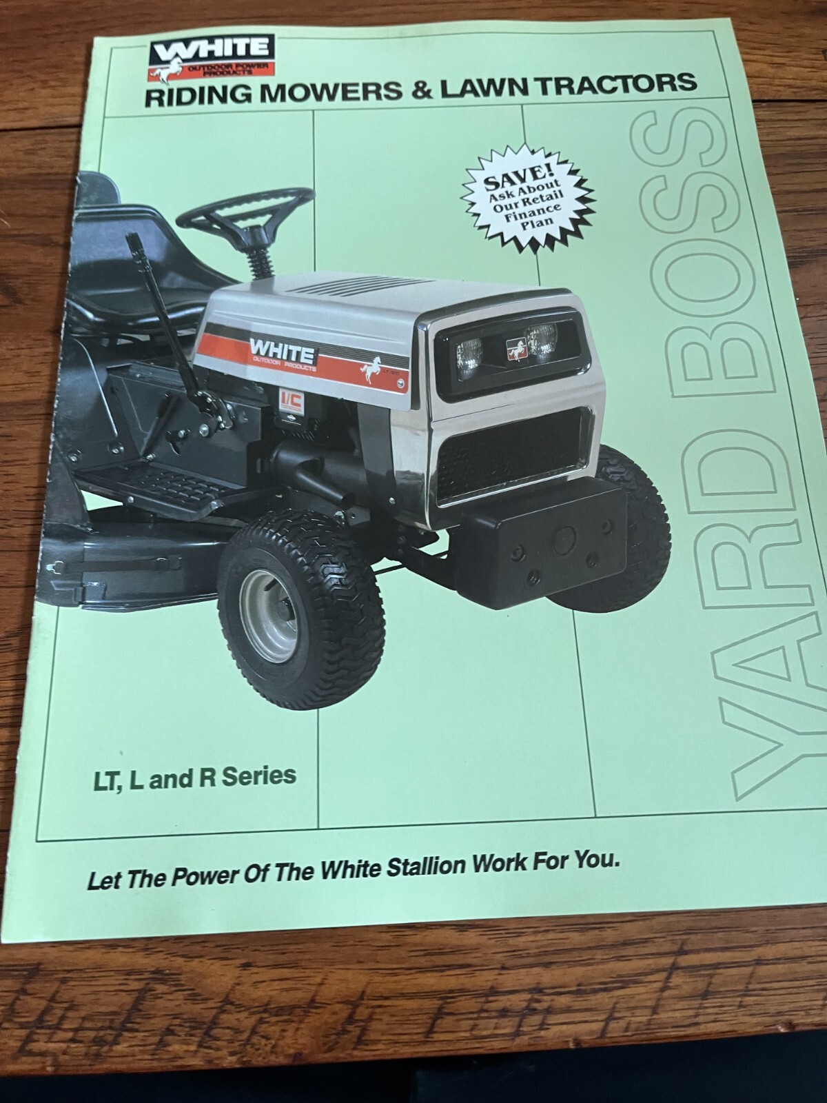 White Outdoor Products Riding Mowers & Lawn Tractor Brochure FCCA