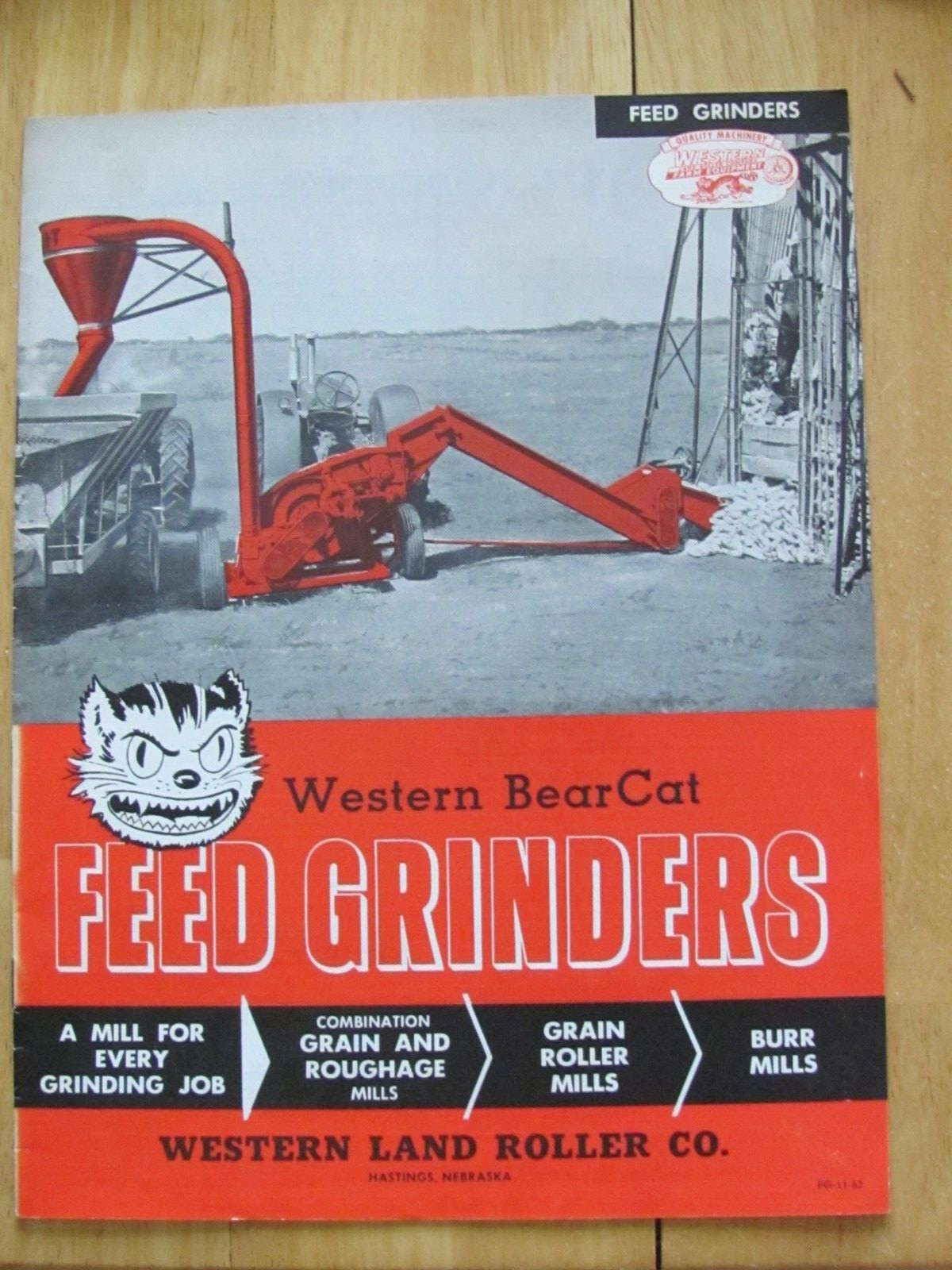1962 Bear Cat Feed Grinder Sales Brochure Western Land Roller Co Hastings NE