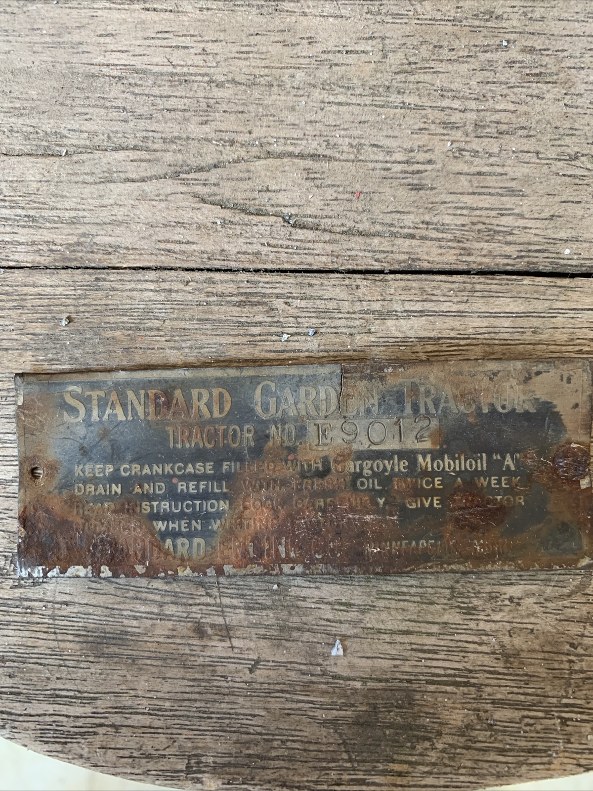 Neat old metal STANDARD GARDEN TRACTOR PLATE/sign no. E9012