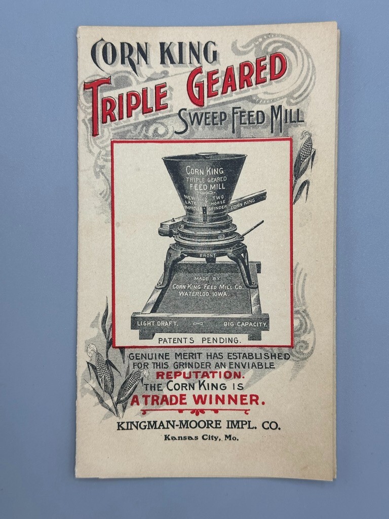c 1900 CORN KING Grinder Mill FARM Advertising Folding Trade Card WATERLOO Iowa