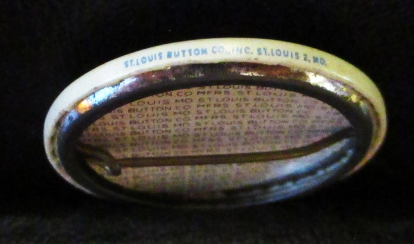 1961 Midwest Old Settlers Thresher Reunion Mt Pleasant IA Pinback Button Tractor