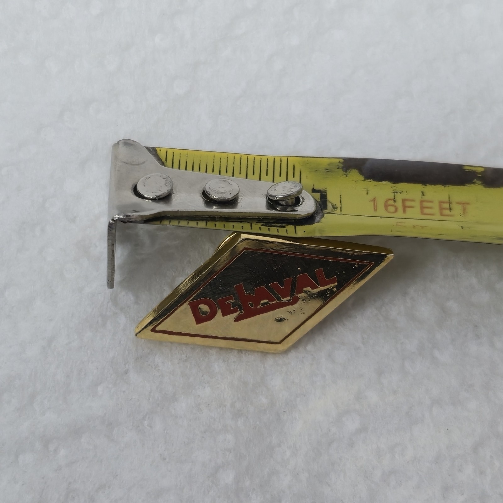 Vintage De Laval Cream Separator Pin Tie Tack Advertisement Gold Tone