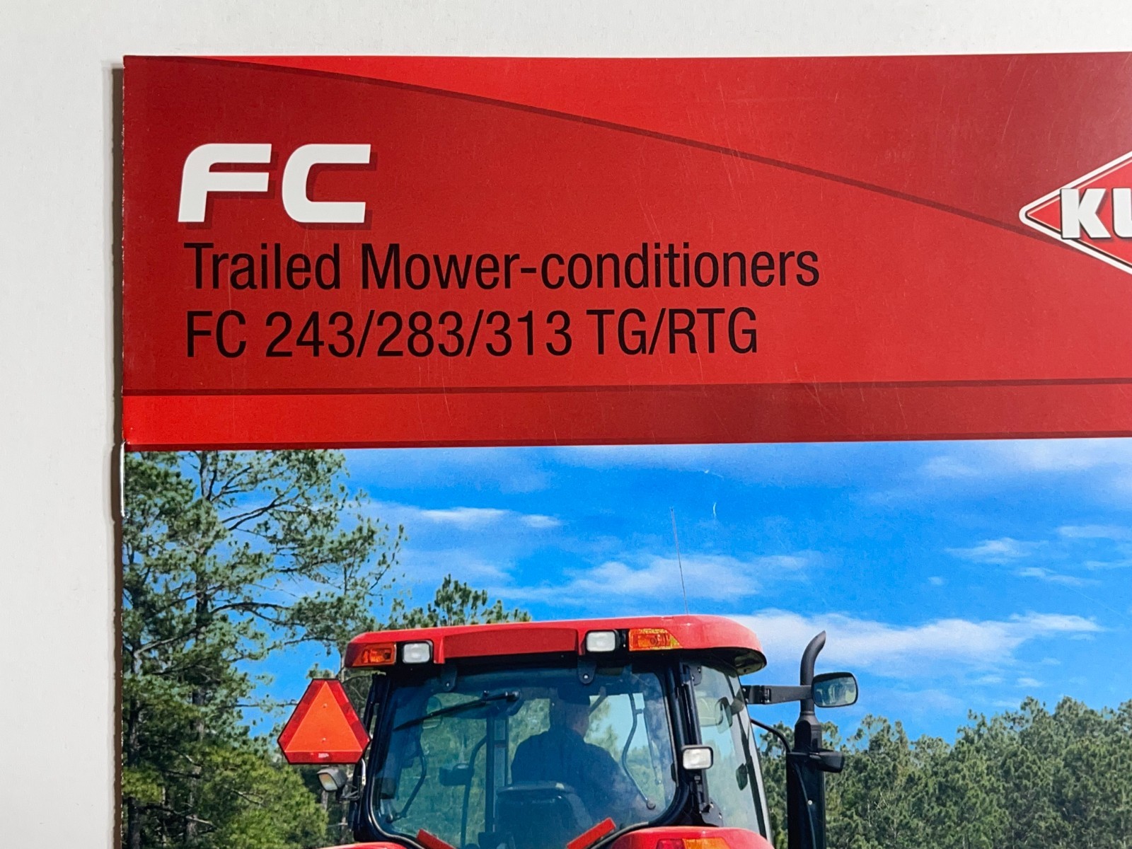 Kuhn FC 243 – 313 Trailed Mower Conditioners Sales Brochure *Showroom Booklet*