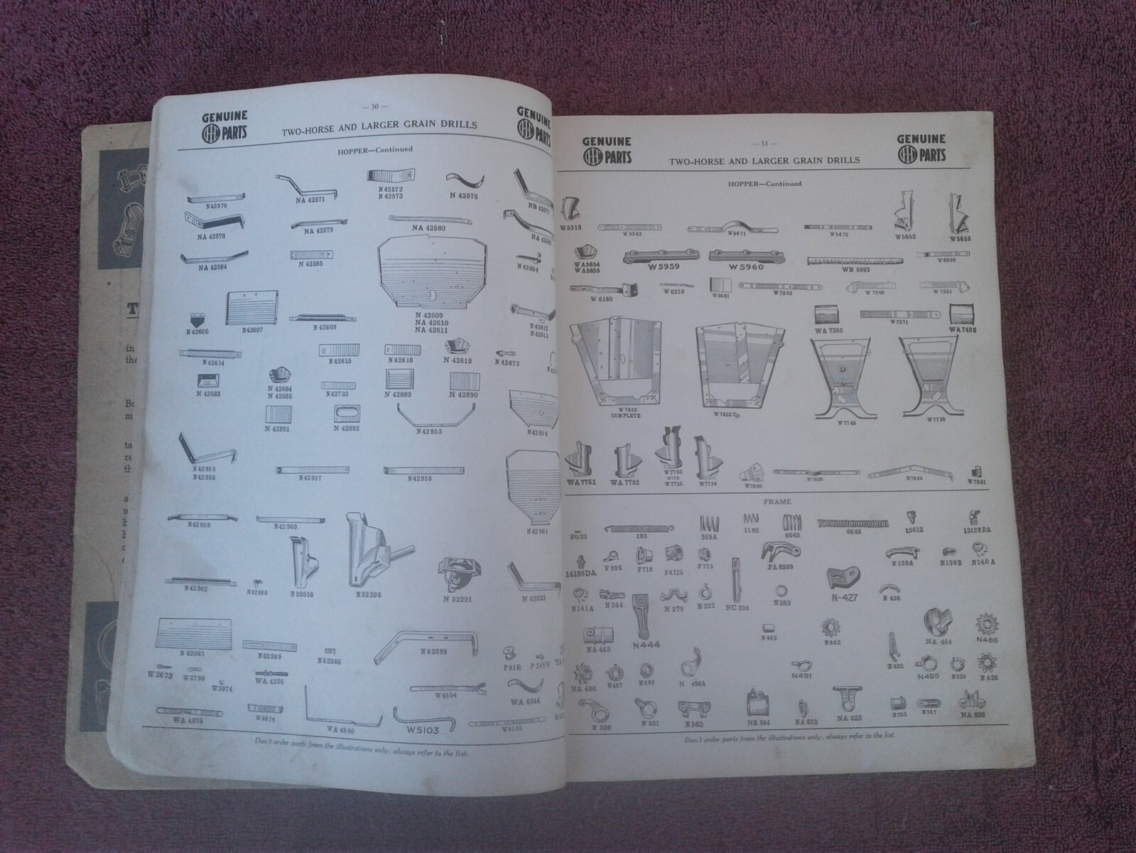 INTERNATIONAL HARVESTER PARTS CATALOGUE 71-SM GRAIN DRILLS, BEAN DRILLS C. 1942