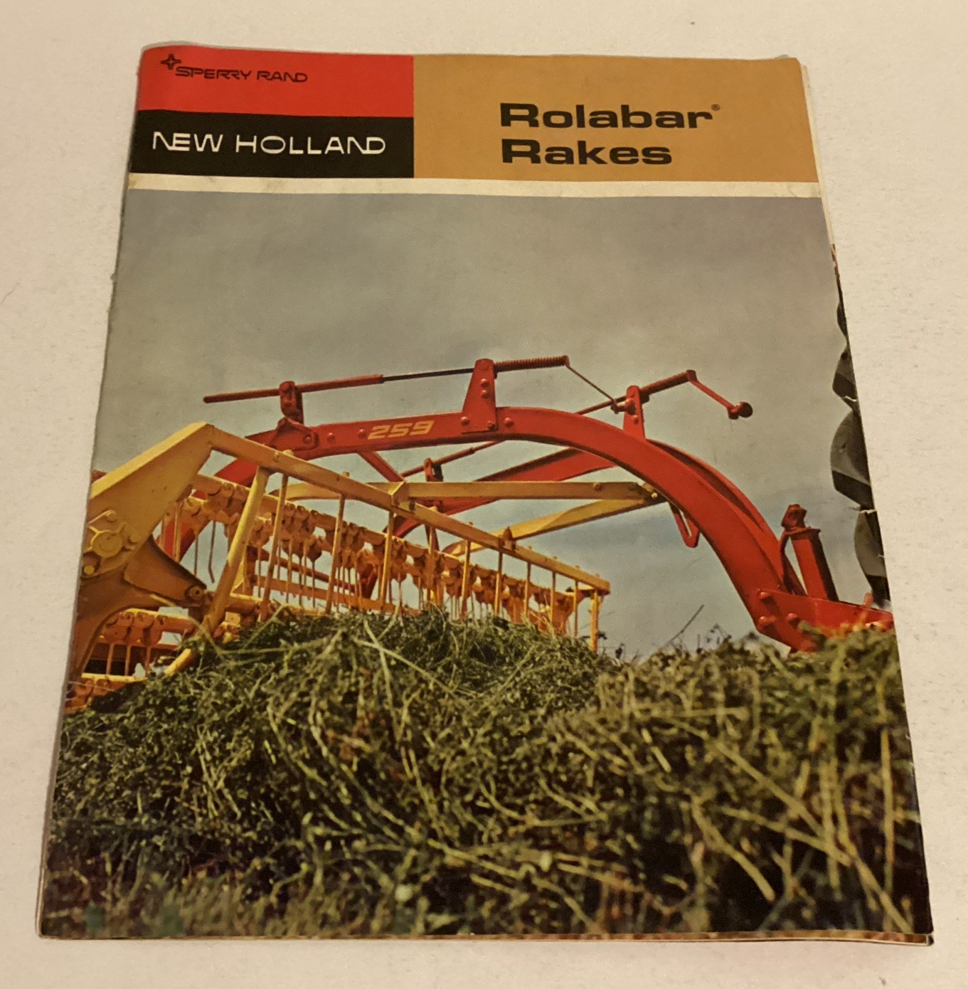 1968 New Holland Sperry Rand Rolabar Rakes Dealer Brochure Advertising