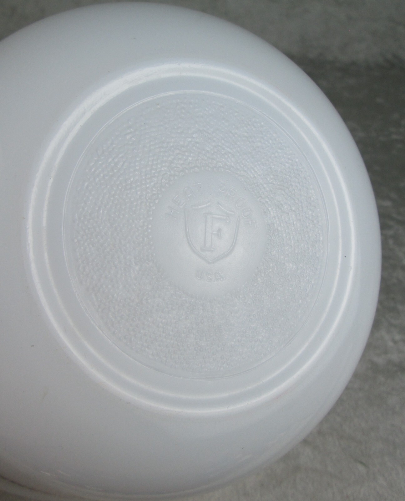 Federal Milk Glass Mixing Bowl Farmers Elevator Co. Turton S.D. South Dakota