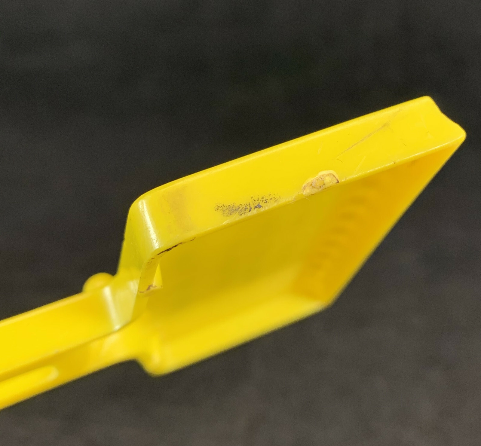 Heinold Hog Market Yellow Plastic Vintage Ice Scraper Marengo Illinois 1957 USA