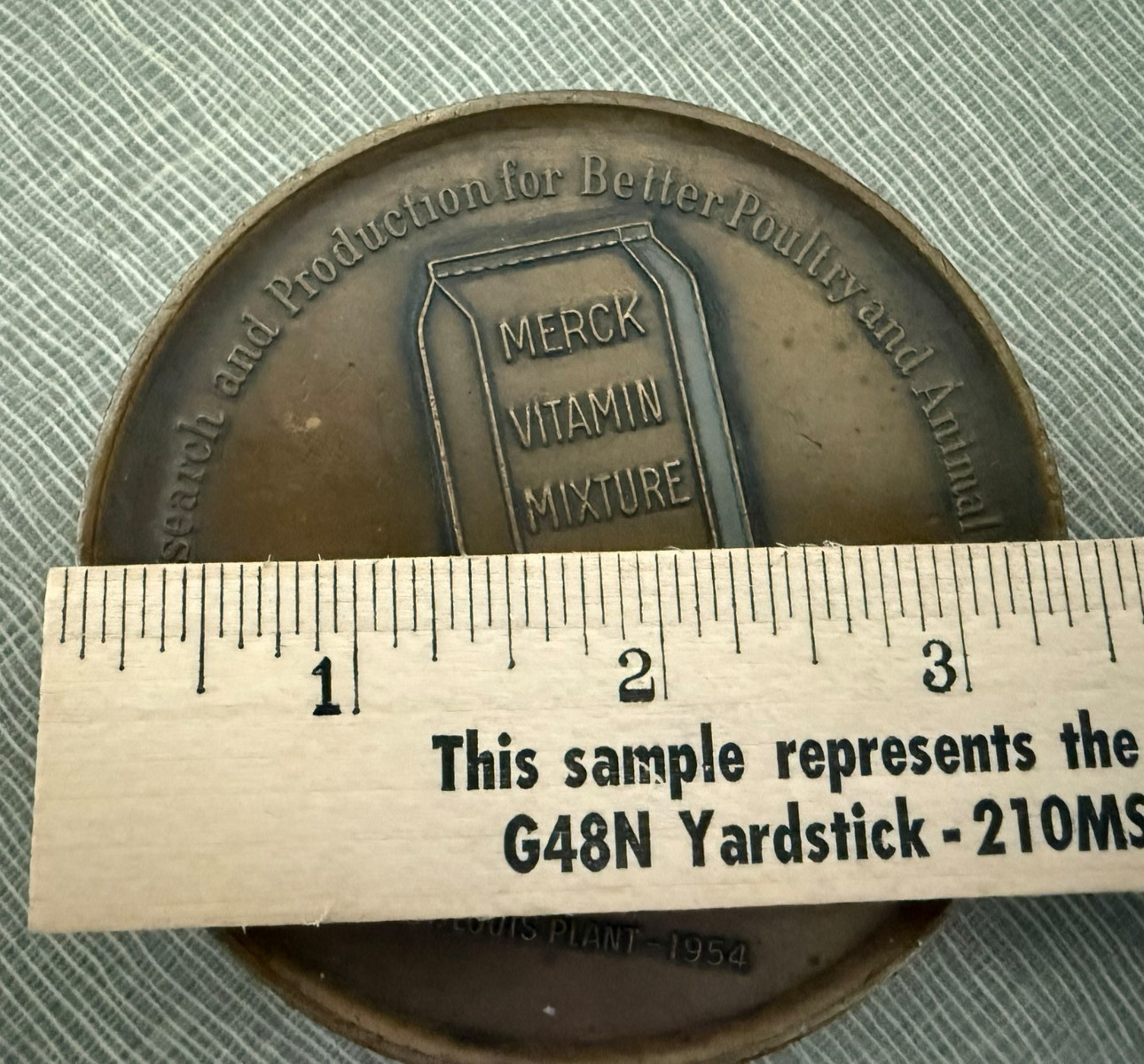 Vintage 1954 Merck Vitamin Mixture Advertising Paperweight