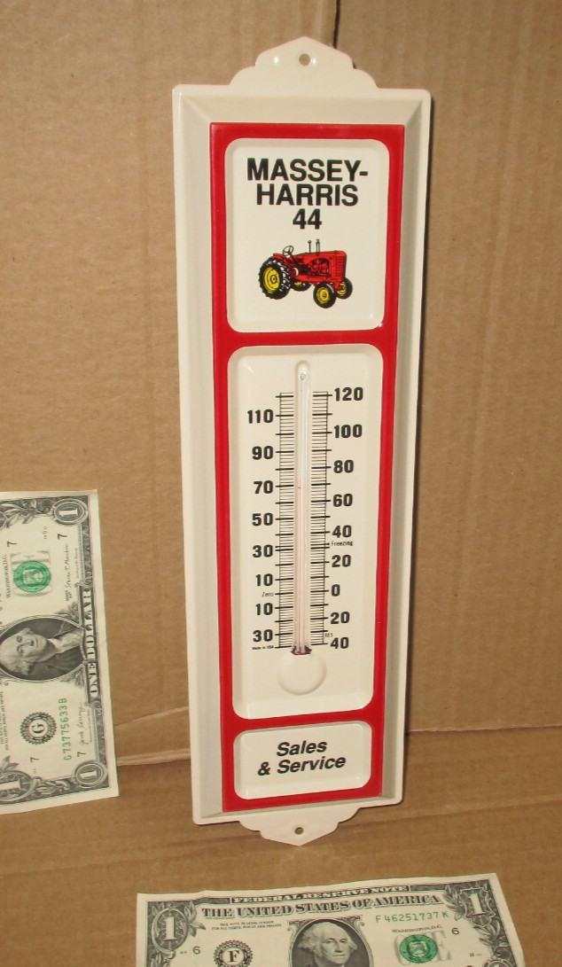MASSEY-HARRIS – Model 44 – Pictures OLD TRACTOR -Thermometer SIGN – Made In USA