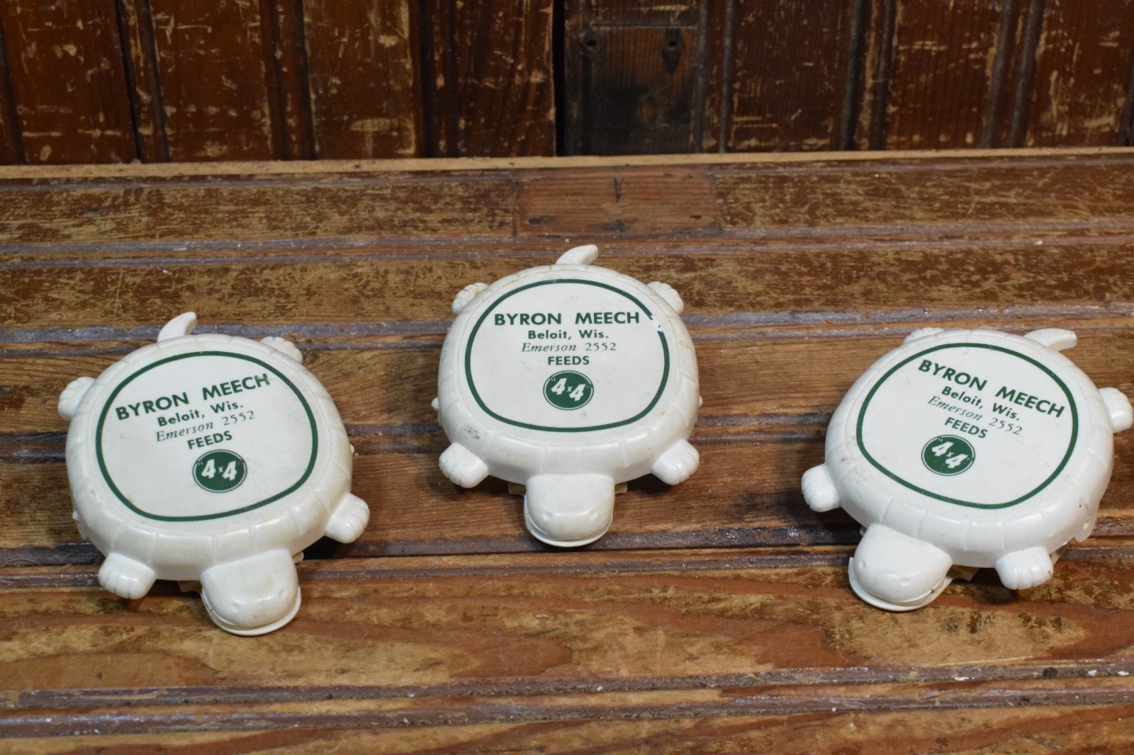 4×4 BYRON MEECH FEEDS TURTLE PINCH CLIP CLOTHES PIN CIRCA 1950s BELOIT WISCONSIN