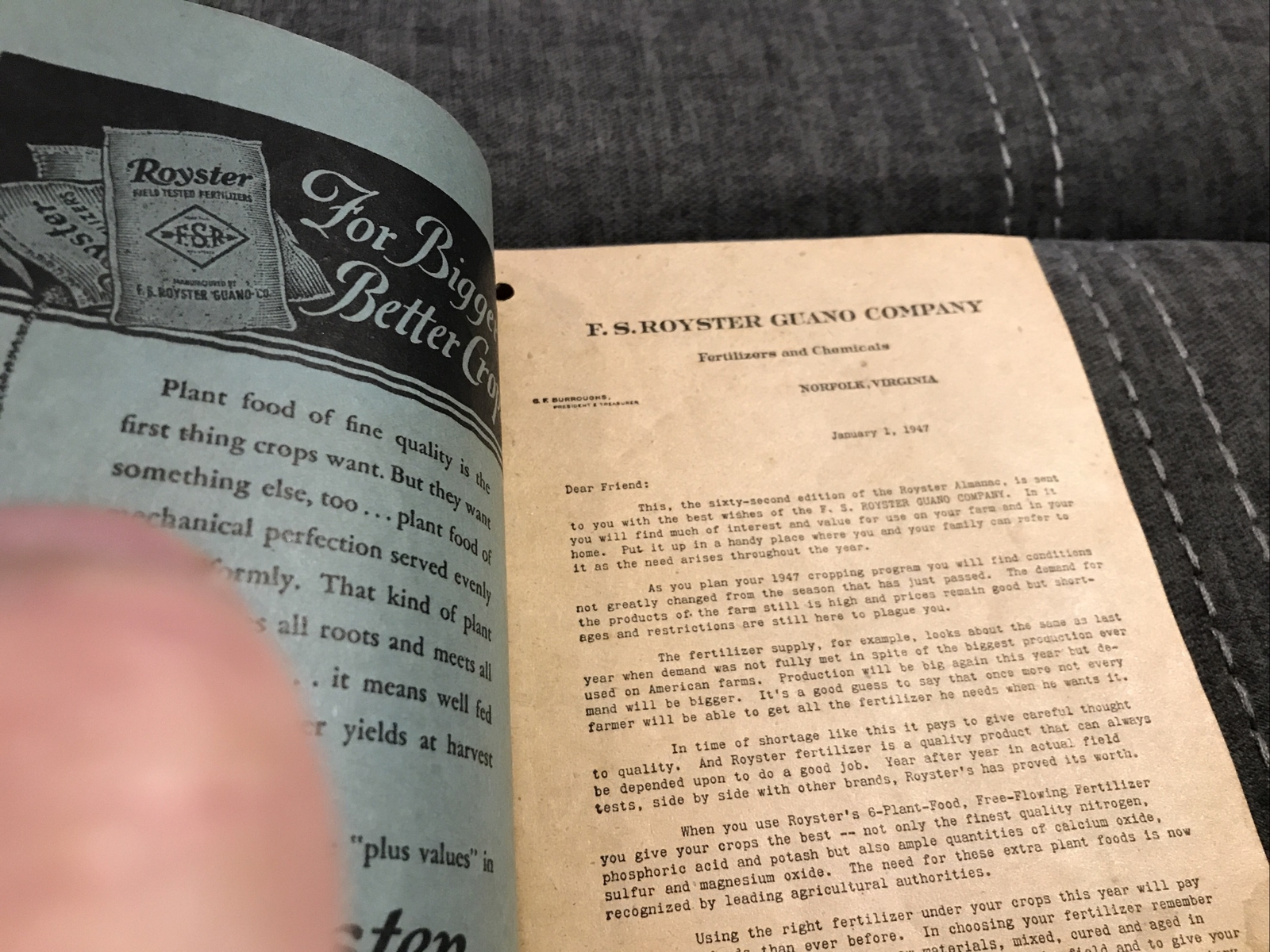 Vintage 1947 F.S.Royster Guano Farmer&rsquo;s Pocket Almanac Notebook