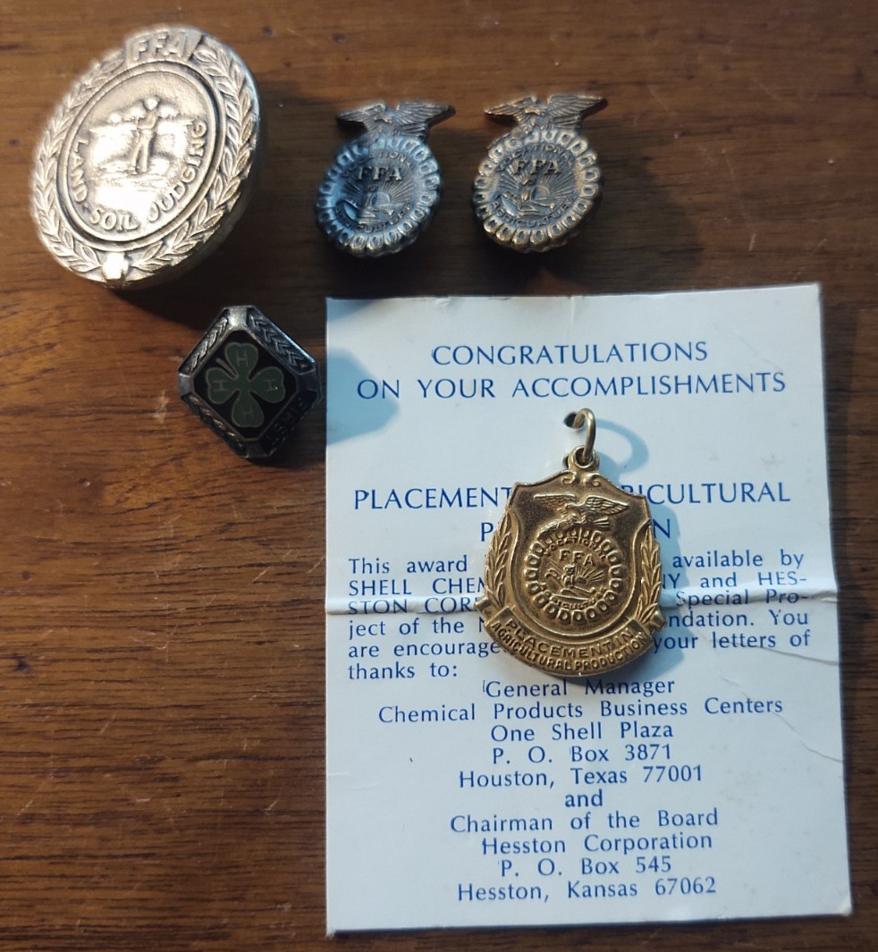 Vintage FAA Lot pins Pendant / Land Soil Judging , Shell Corp. 4H