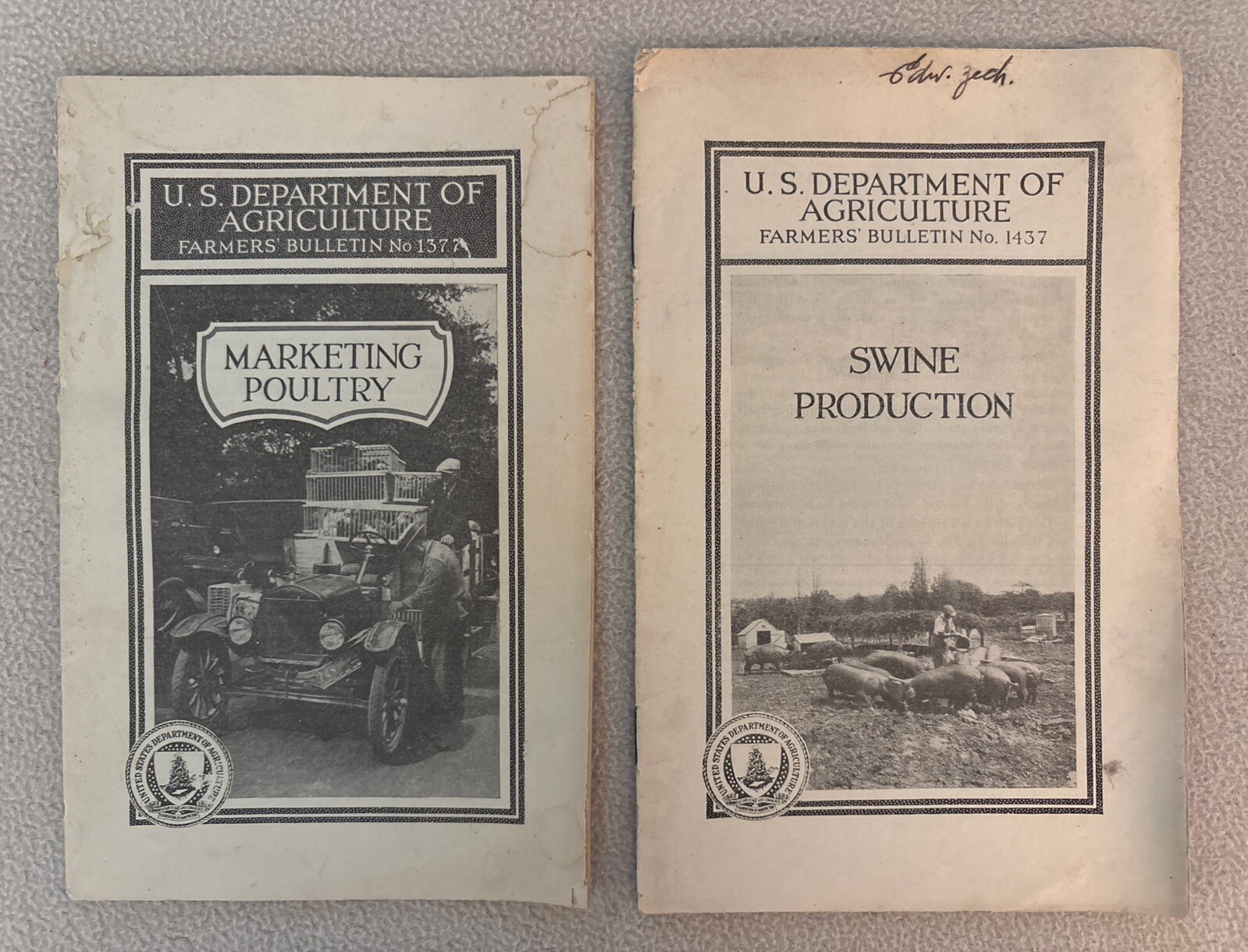 Two U.S.D.A. Famers&rsquo; Bulletins Marketing Poultry 1931 & Swine Production 1928