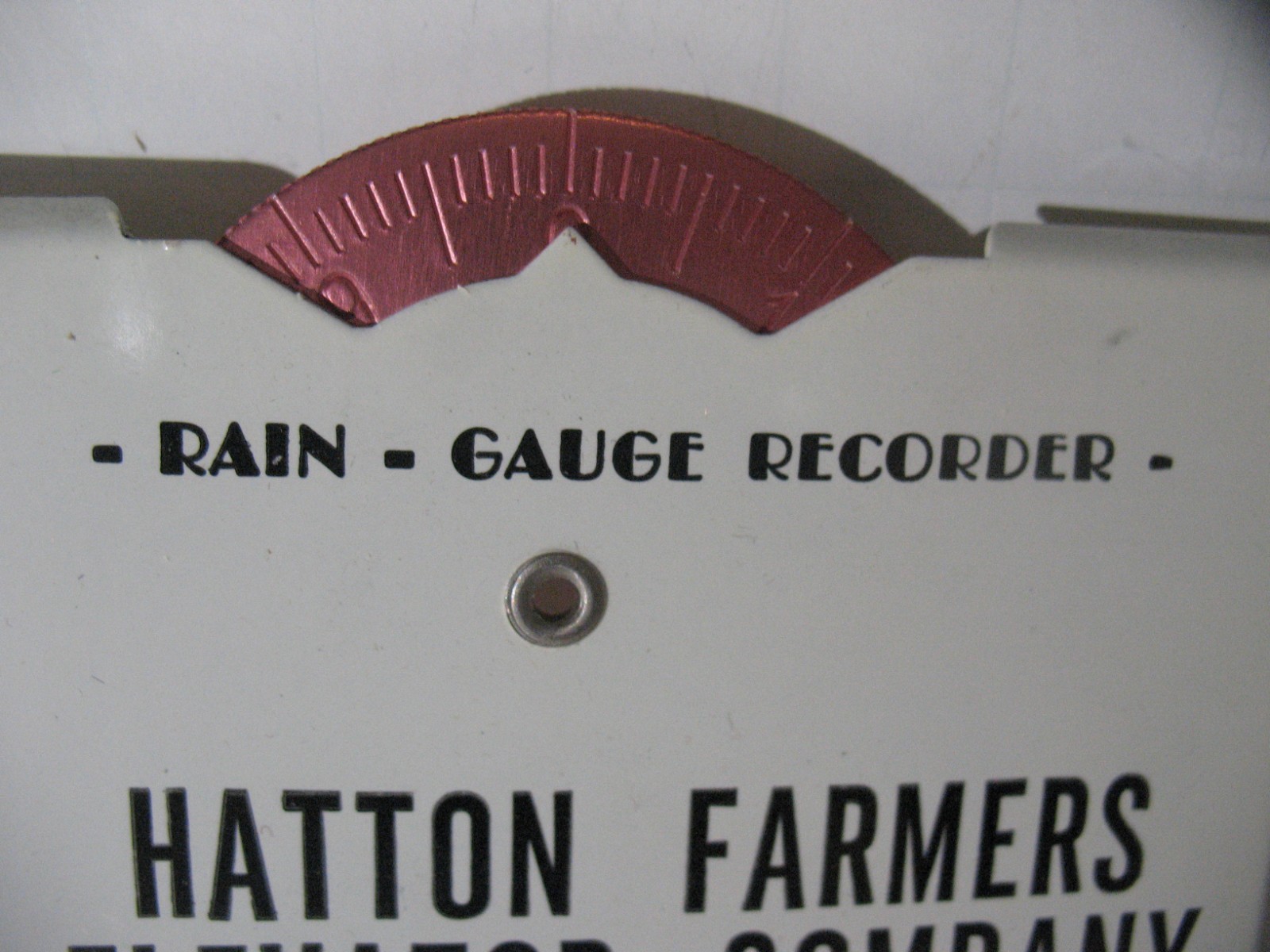 Vtg. Hatton Farmers Elevator Company Hatton N Dakota Advertising 4&Prime; Rain Gauge