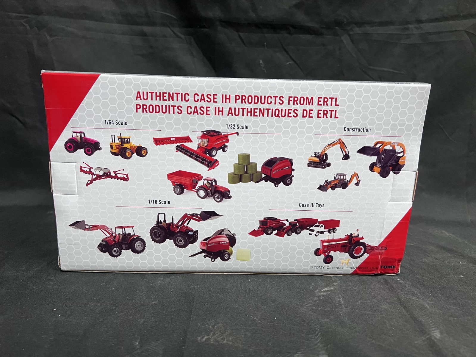 CASE IH QUADTRAC 715 1/32 SCALE DIE-CAST METAL REPLICA ZFN44404