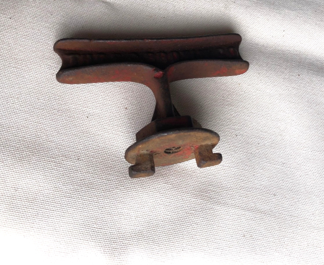 VTG Cast Iron E. C. BROWN Co. Barrel Bung Hole Cover Plug ROCHESTER NY
