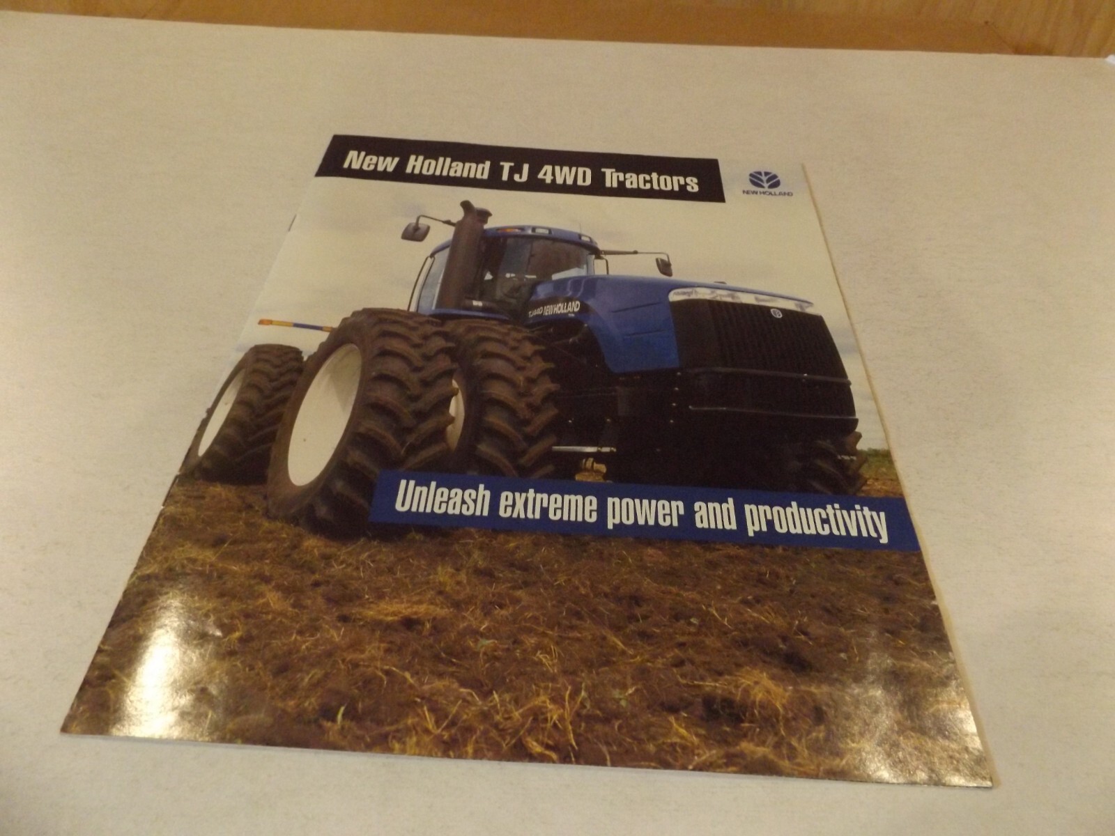 2001 NH TJ 4WD TRACTORS, TJ440 on tractor. LIT # 31032540 70140-2001
