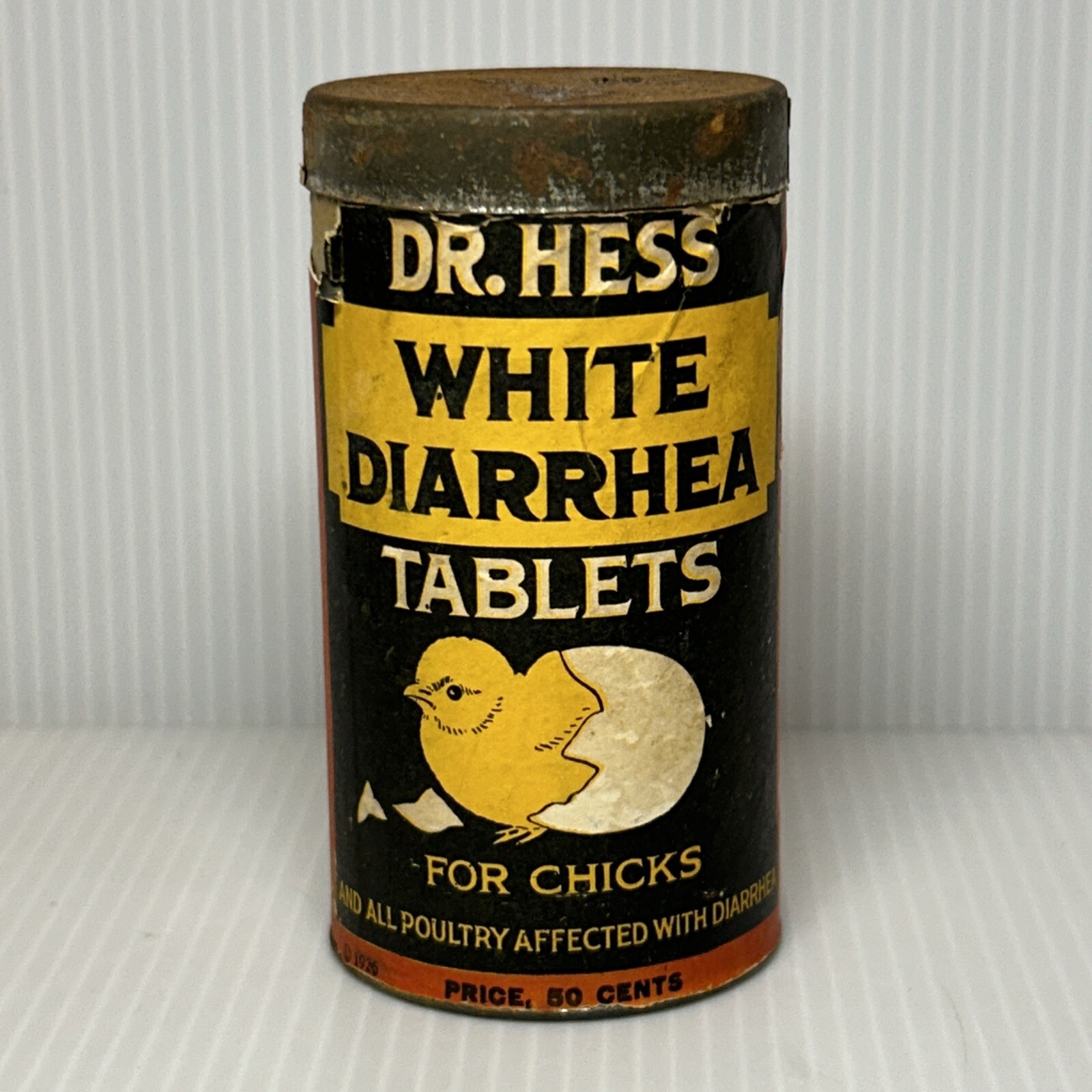 Antique 1926 Dr Hess White Diarrhea Tablets for Chicks, Farm Medicine Can ~ RARE