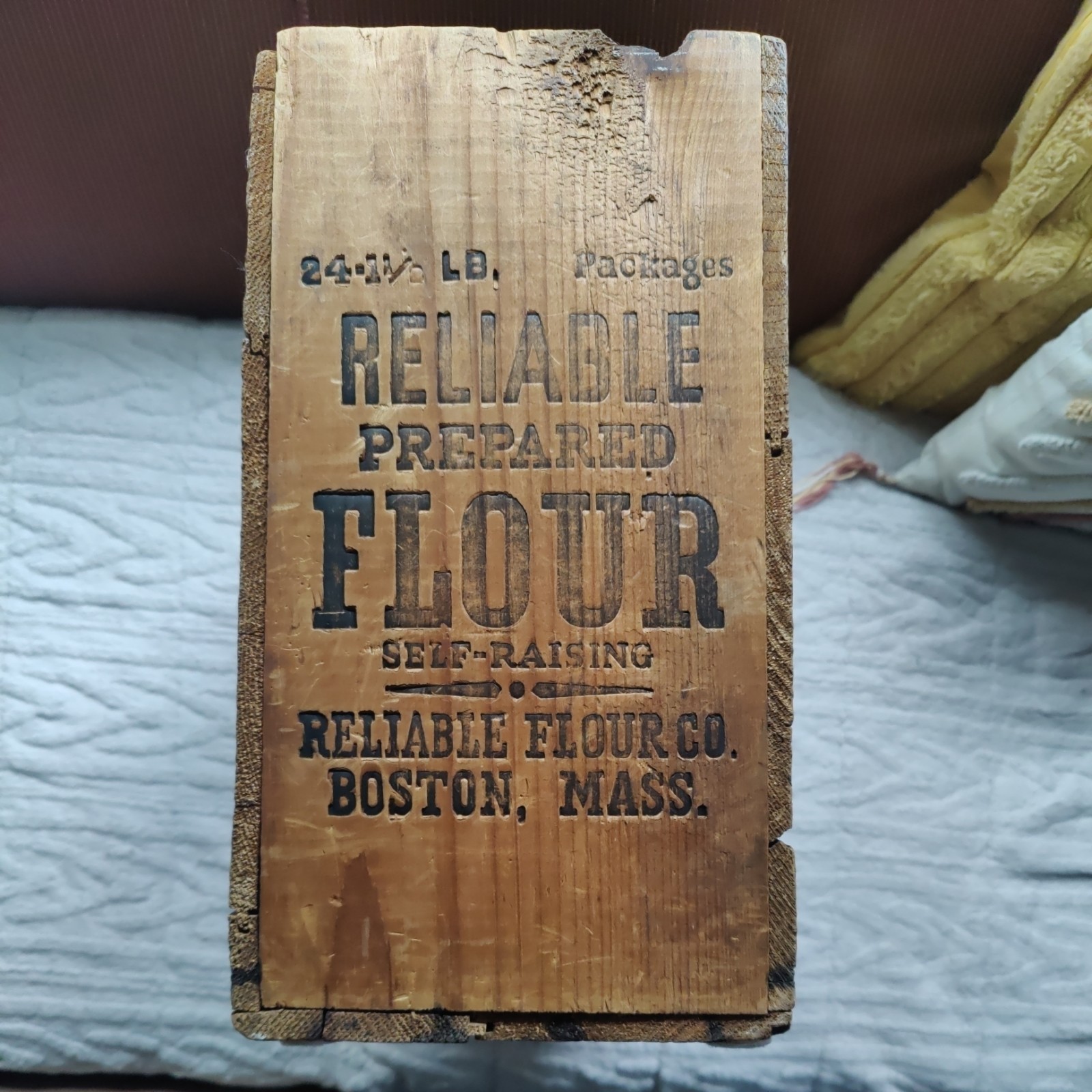Reliable Prepared Flour Co BOSTON Mass WOOD BOX CRATE Cakes Biscuits Pastry